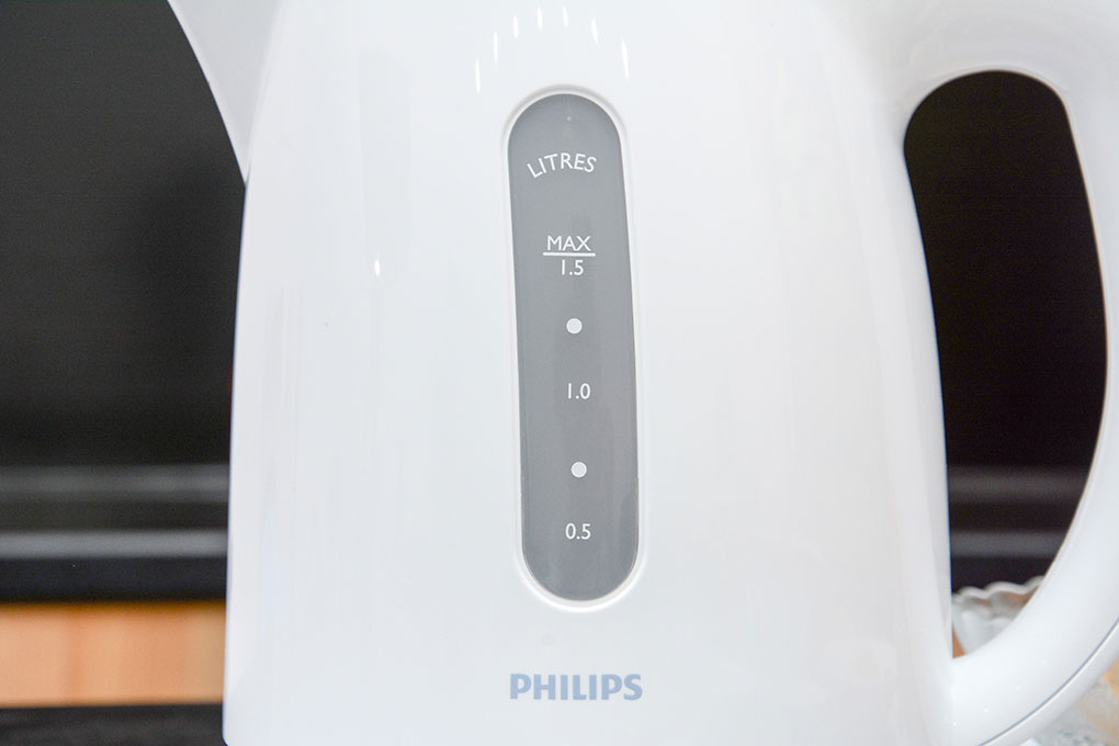 Bình siêu tốc Philips 1.5 lít HD4646 giá tốt