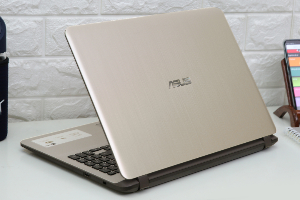 Laptop Asus VivoBook X507UF i7 8550U/4GB/1TB/2GB MX130/Win10 (EJ074T)