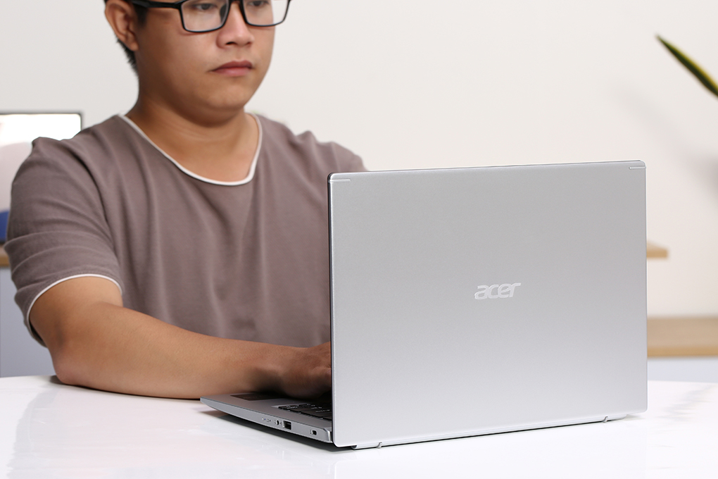 Laptop Acer Aspire 5 A514 54 3204 i3 1115G4/4GB/512GB/Win10 (NX.A23SV.009)