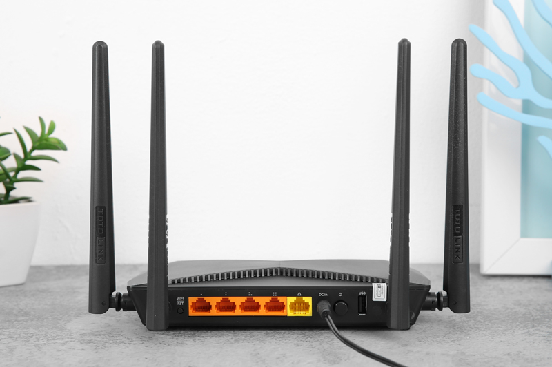 Router Wifi Chuẩn AC1200 Băng Tần Kép Totolink A3002RU V2 Gigabit Đen