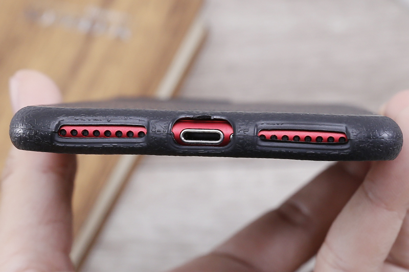 Ốp lưng iPhone 7 Plus - 8 Plus nhựa dẻo TPU Bordure Texture OSMIA Đen
