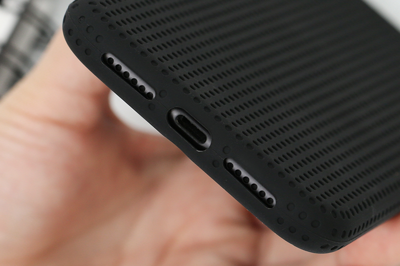Ốp lưng iPhone XR Nhựa dẻo macaron silicon JM đen