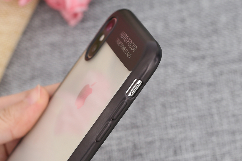Ốp lưng iPhone X-XS Nhựa dẻo Fresh COSANO đen