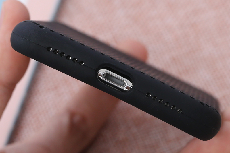 Ốp lưng iPhone X/XS Nhựa dẻo new liquid silicon COSANO đen