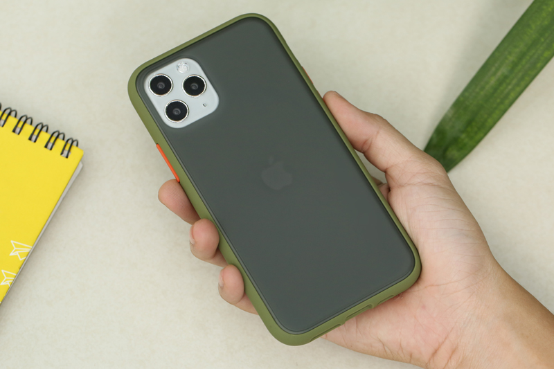Ốp lưng iPhone 11 Pro nhựa cứng viền dẻo Moral OSMIA Xanh Olive chính hãng