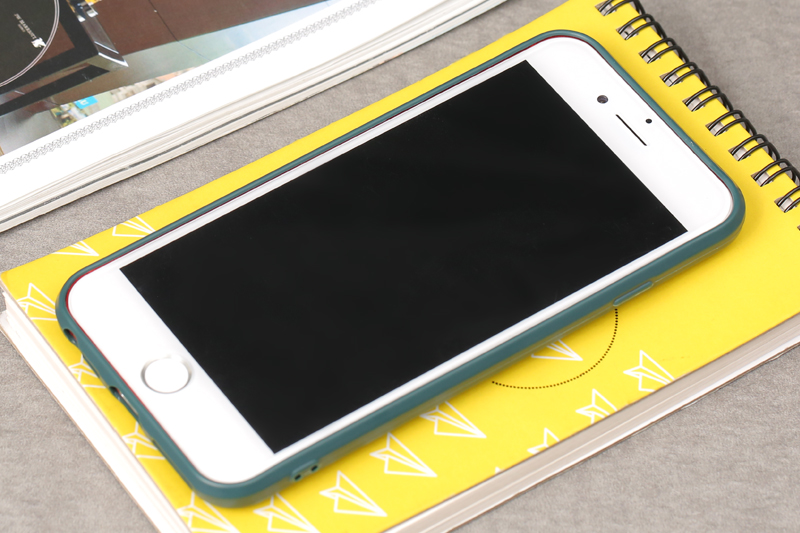 Ốp lưng iPhone 7/8 Nhựa dẻo Portude JM Xanh lá