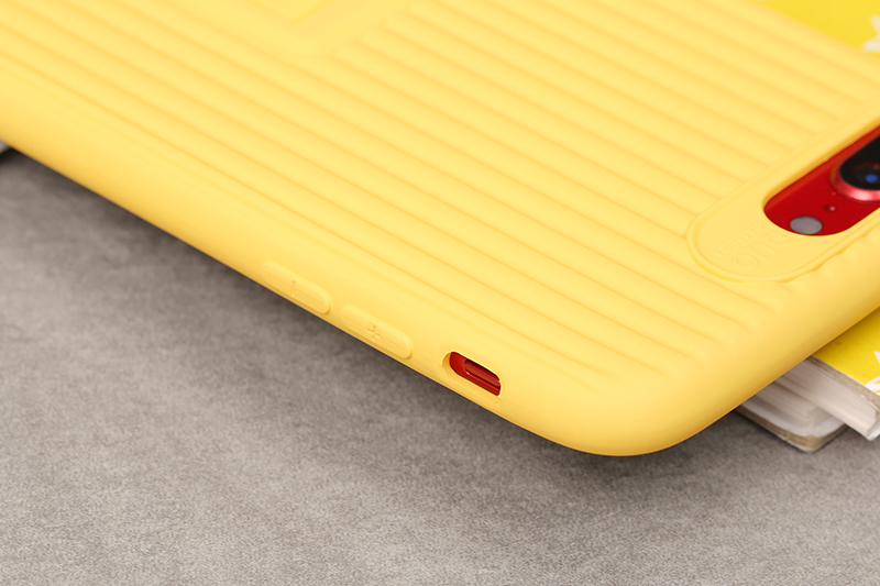 Ốp lưng iPhone 7 Plus/ 8 Plus Nhựa dẻo Luggage Kick JM vàng