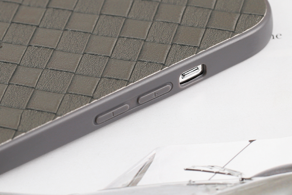 Ốp lưng iPhone 12 Pro Max Nhựa cứng viền dẻo BV JM Xanh Olive