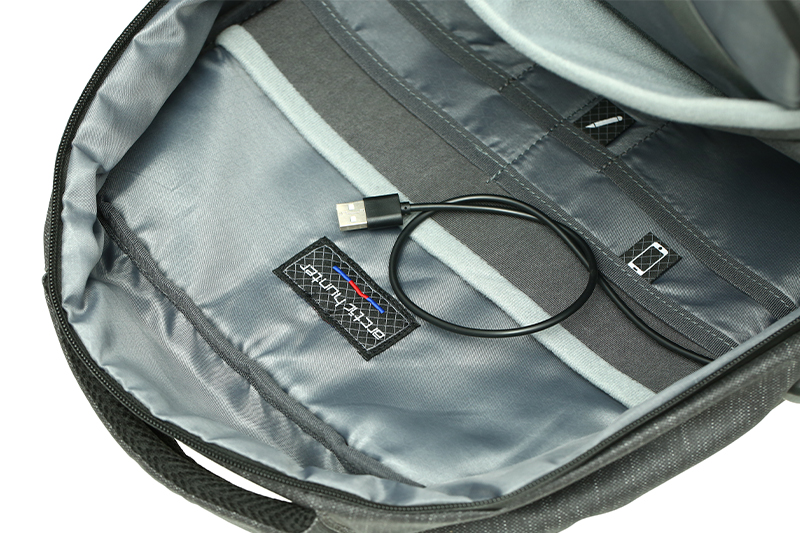 Balo Laptop 15.6 inch kèm cổng USB Arctic Hunter B-00263 Xám đậm