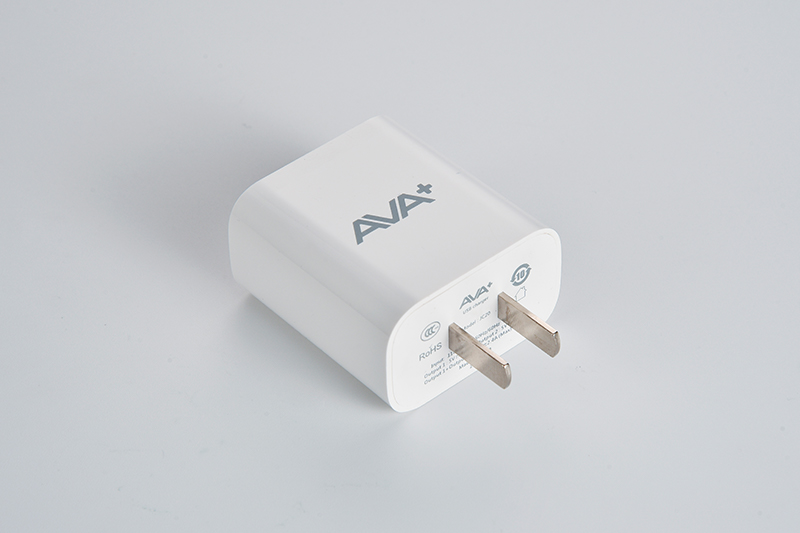 Adapter Sạc USB 12W AVA+ JC20 Trắng